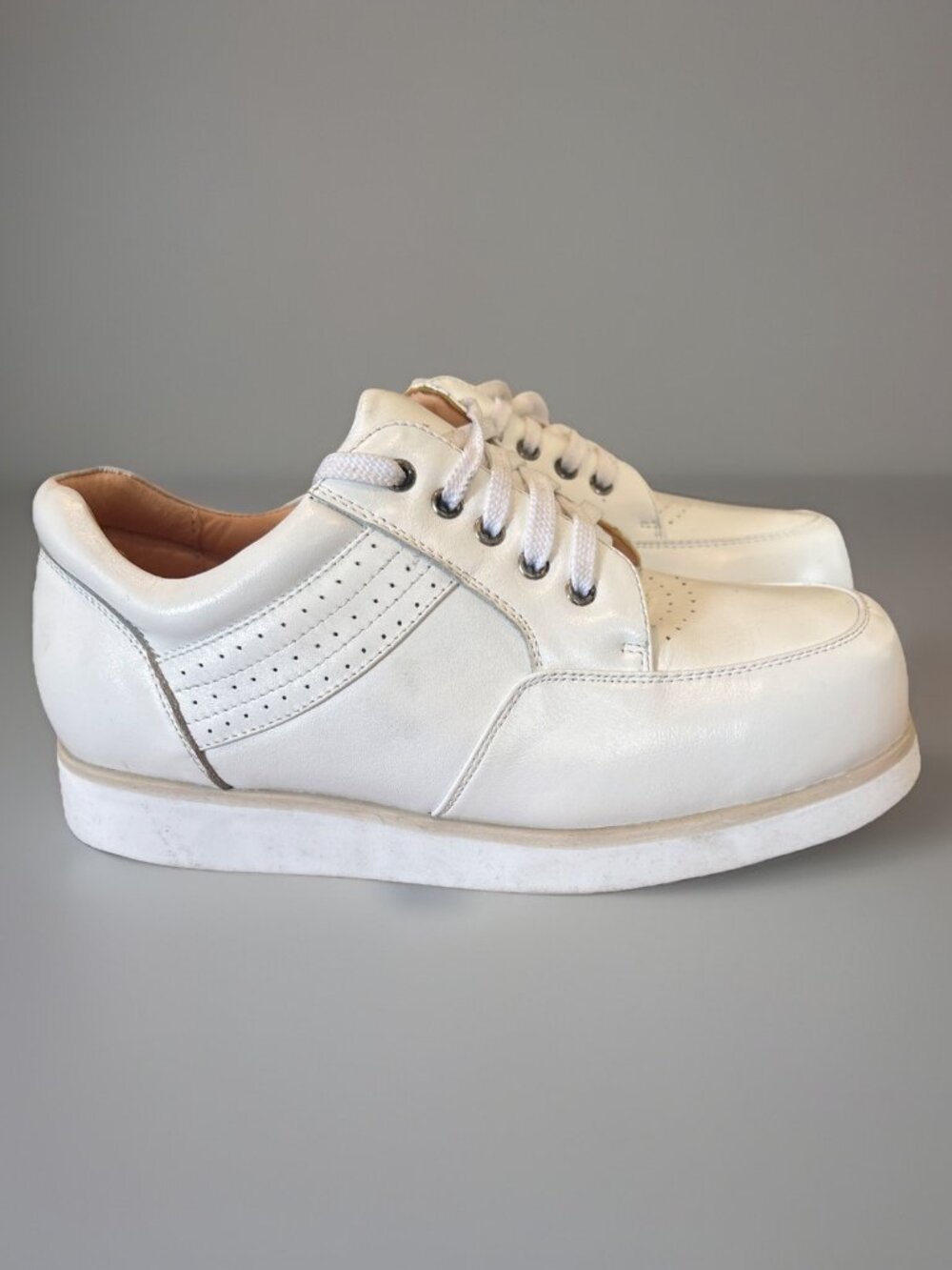 Mt. Emey Orthopedic Shoe Leisure Casual Lace Up Women's 9302 White Size 7 D Wide